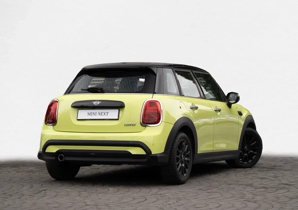 MINI Cooper cena 115900 przebieg: 31911, rok produkcji 2023 z Wieleń małe 29